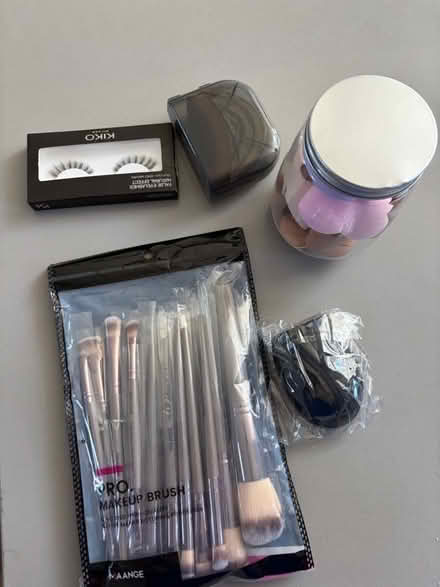 Photo of free Brand new make up sruff (Mortlake SW13) #1
