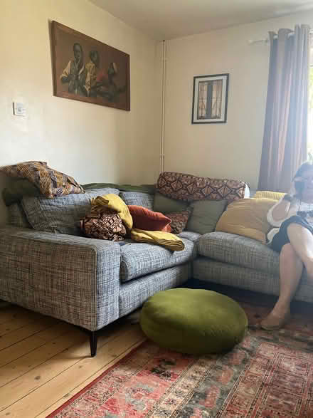 Photo of free Grey fleck ‘L’ shaped sofa. Large in good condition. (Greenford UB6) #3