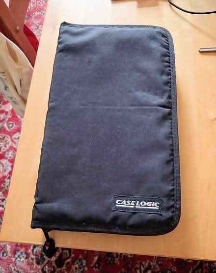 Photo of free CD case (with some bonus random CDs) (Greaves LA1) #1