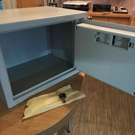 Photo of free Small safe (Fulwood PR2) #2