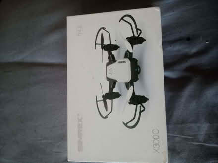 Photo of free miniature drone (Cheshunt EN8) #2