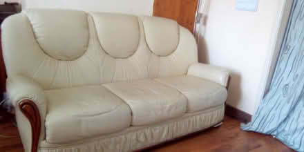 Photo of free 3 piece cream coloured suite (Blacon CH1) #1