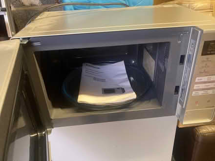 Photo of free Microwave- Panasonic (East Blatchington BN25) #2