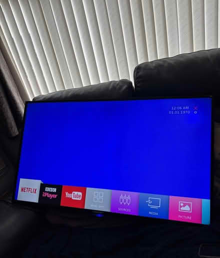 Photo of free JBL 43inch TV (Halfway G72) #4