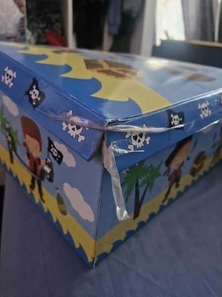 Photo of free Children's storage box (Grove Park SE9) #3