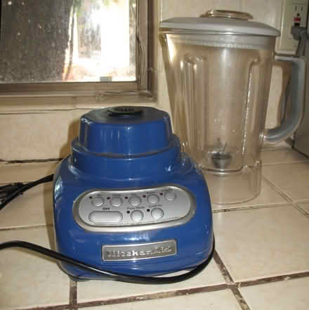 Photo of free Kitchen Aid Blender (Mohr / Martin neighborhood) #1