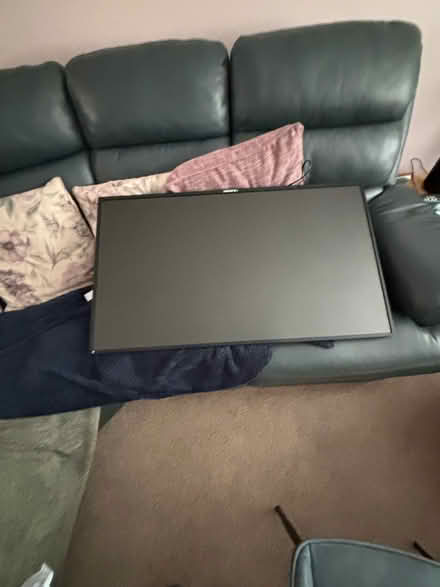 Photo of free JBL 43inch TV (Halfway G72) #1