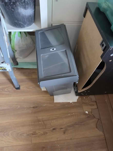 Photo of free Small Pull out bin (IG1) #2