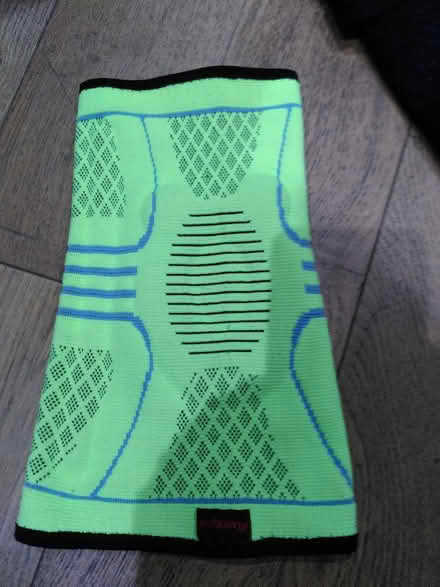 Photo of free Various types of knee braces (and one arm brace) (Surrey Quays SE16) #4