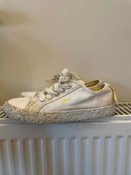 Photo of free Geox girls shoes - 2.5 (Mill Hill (NW7)) #4