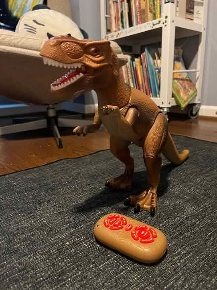 Photo of free Robot Dino - it works (Columbia Heights) #1