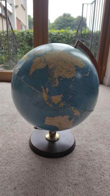 Photo of free Large globe (Torbrex FK8) #1