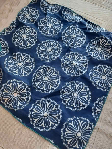 Photo of free Waterproof Blue Picnic Blanket and Woven Picnic Basket (Fitzrovia NW1) #1
