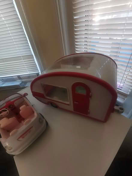 Photo of free Toy car & 3 Caravan (Parkstone BH14) #3