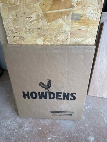 Photo of free Howden kitchen left overs (Weybridge, KT13) #2
