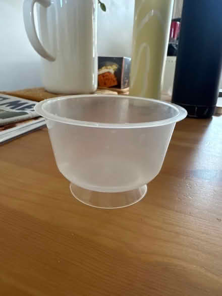 Photo of free Plastic dessert / snack bowls x 5 (Cowley OX4) #3