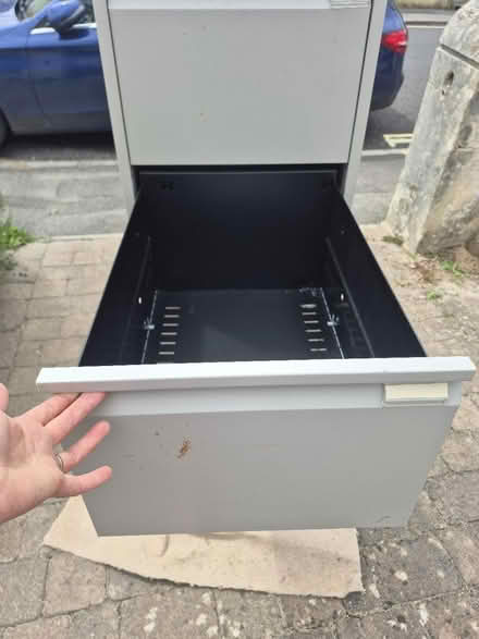 Photo of free 4 drawer filing cabinet (Weston BA1) #3