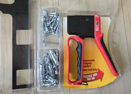 Photo of free Molly wall anchor/fixing kit with setting tool (Kidlington OX5) #4