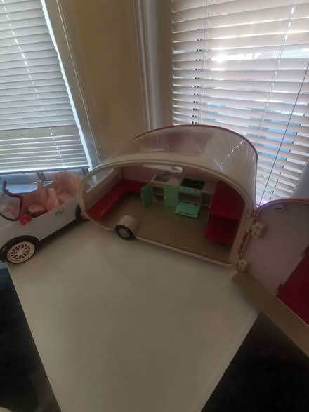 Photo of free Toy car & 3 Caravan (Parkstone BH14) #4