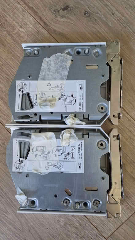 Photo of free Cabinet damped lift-up flaps (Kidlington OX5) #4