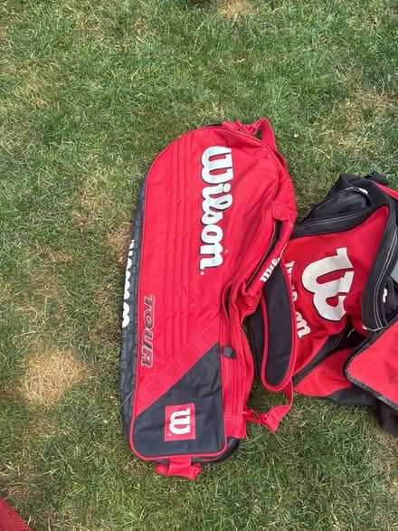 Photo of free Wilson tennis bag & racquet holder (Bn34jl) #2