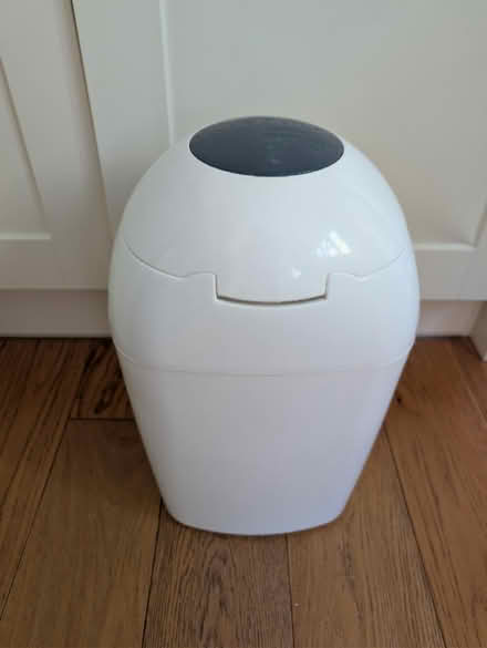 Photo of free Tomee Tipee Sangenic Nappy Bin (Potters Bar, EN6) #4