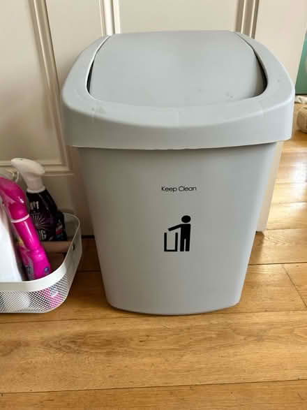 Photo of free Small grey plastic bin (Near Kew Gardens, Richmond) #1
