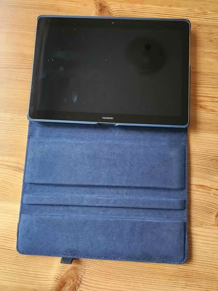 Photo of free Huawei Media Pad Tablet (Edinburgh and Water) #2