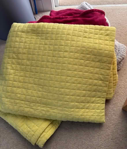 Photo of free 3 blankets (CR7) #2