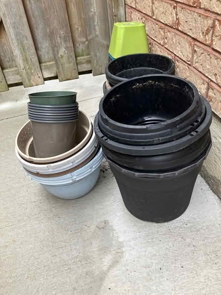 Photo of free Garden pots (Britannia/Terry Fox) #1