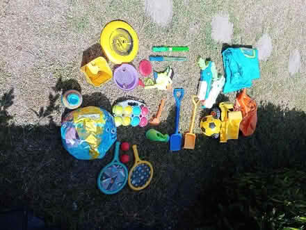 Photo of free Beach toys collection (Welling DA16) #1