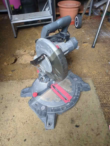 Photo of free Working chop saw (LE5) #1