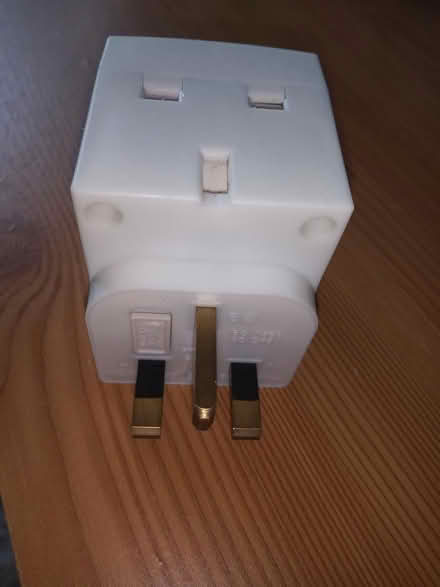 Photo of free 3-Way UK Cube Plug Adapter (Sheffield centre S1) #1