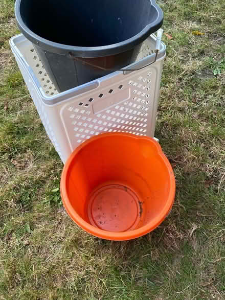 Photo of free 2 buckets (Southborough TN4) #1