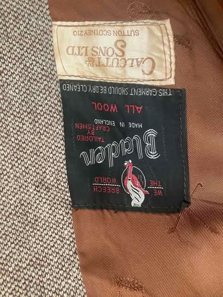 Photo of free Hacking jacket with gloves and stock (Howey LD1) #2
