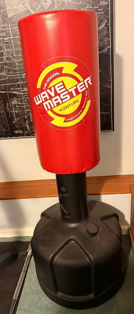 Photo of free Wavemaster Heavy Punching Bag (Glenview) #1