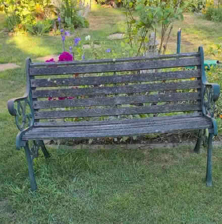 Photo of free Garden bench (Neat Enstone OX7) #1