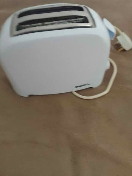 Photo of free toaster (Scotstoun, Glasgow) #1