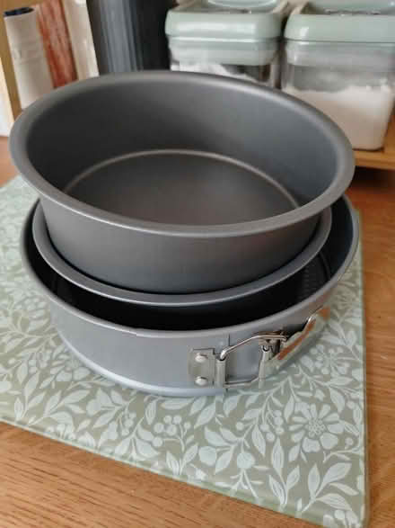 Photo of free Cake tins and mixing bowl (Walsall WS2) #1