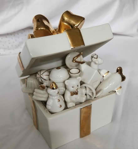 Photo of free Mikasa Xmas Music Box (Danforth and Greenwood) #1