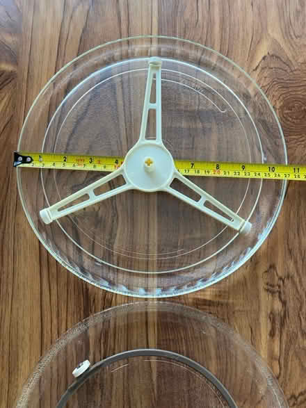 Photo of free 2 microwave oven plates 2 sizes (Bridlington) #3