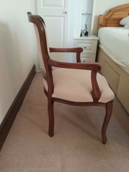 Photo of free Occasional chair (Four Crosses SY22) #2