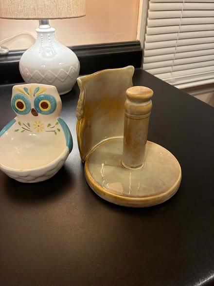 Photo of free Paper towel and scrubby holder (Saugerties) #2