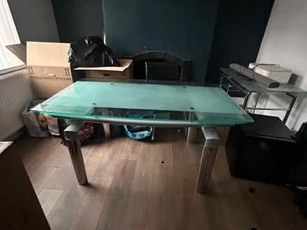 Photo of free Glass dining table (Edgely SK3) #3