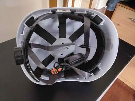 Photo of free White safety helmet (Townsend AL3) #3