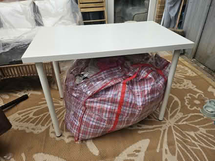 Photo of free white IKEA table (SE15) #1
