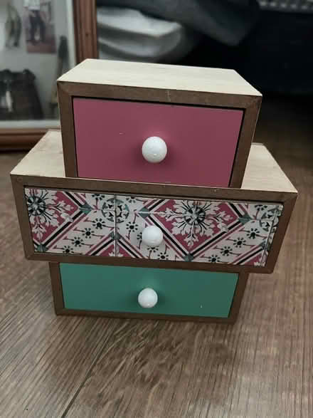 Photo of free Jewelry box (LowerBradley WV14) #1