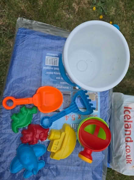 Photo of free Kids gardening set (Oscott B44) #1