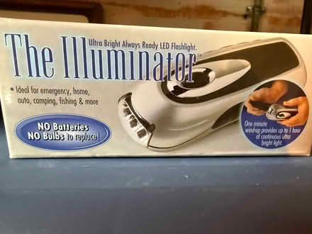 Photo of free Hand-crank Flashlight (Terra Linda) #1