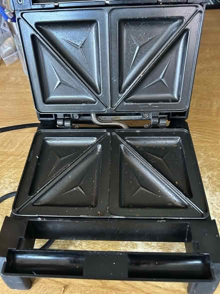 Photo of free Toasted sandwich maker (Gedling NG4) #2